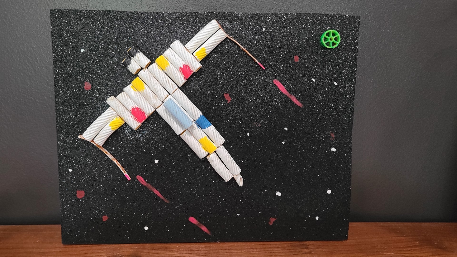 Dereks-MacaroniArt (Large)